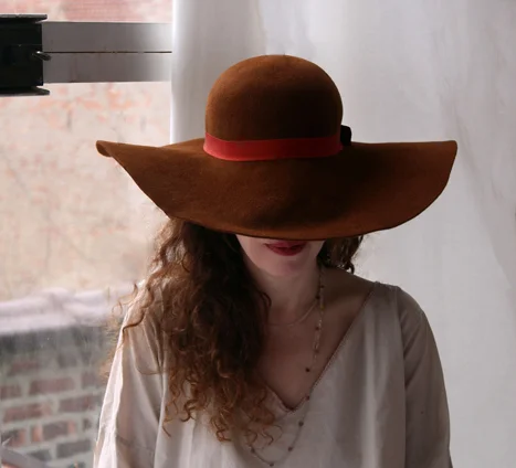 Rust Hat, Daisy Chain, Sandstone Dress.jpg