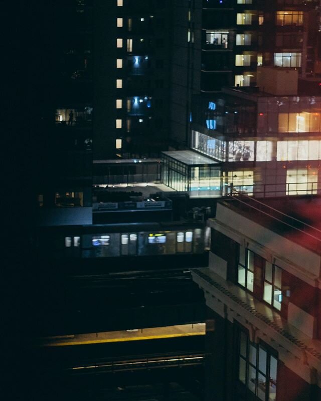 &bull; DAY 20 &ndash; March 31th, 2020 - &ldquo;Watching the train pass from afar&rdquo; #FromMyWindows &bull; _______________________________________________________
 #everydayeverywhere  #yourshotphotographer #lensculturetalent  #fujifilm  #spi_col