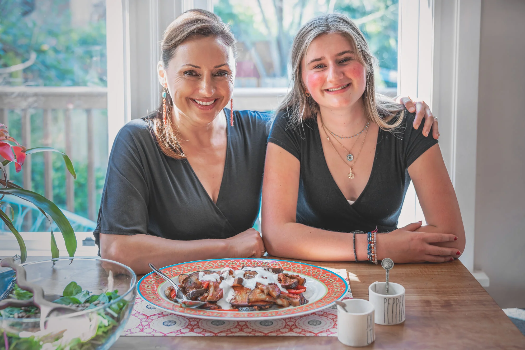 JAZZ UP YOUR  FRIENDSGIVING MENU WITH BORANI BANJAN | A VEGETARIAN AFGHAN EGGPLANT (VIDEO)