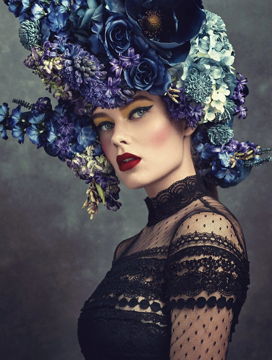 FLOWER BOMB0793_v1 copy.jpg