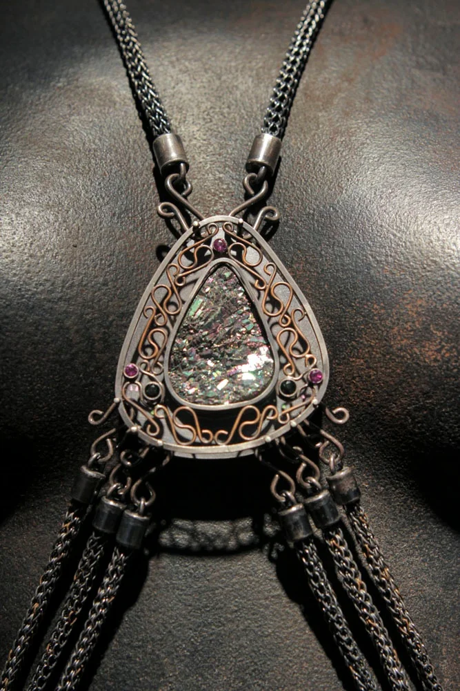 Lavinia's Body Chain Display Detail