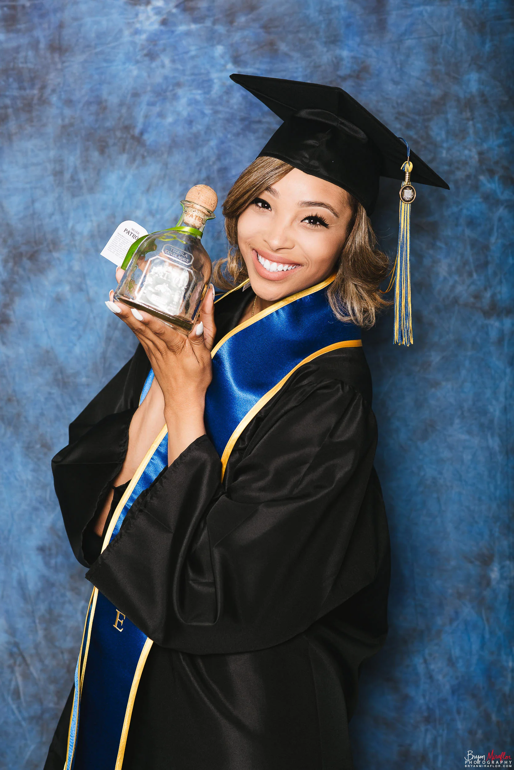 66-Bryan_Miraflor_Photography_Arion_UC_Irvine_Grad_Portraits_20160521_0015.jpg