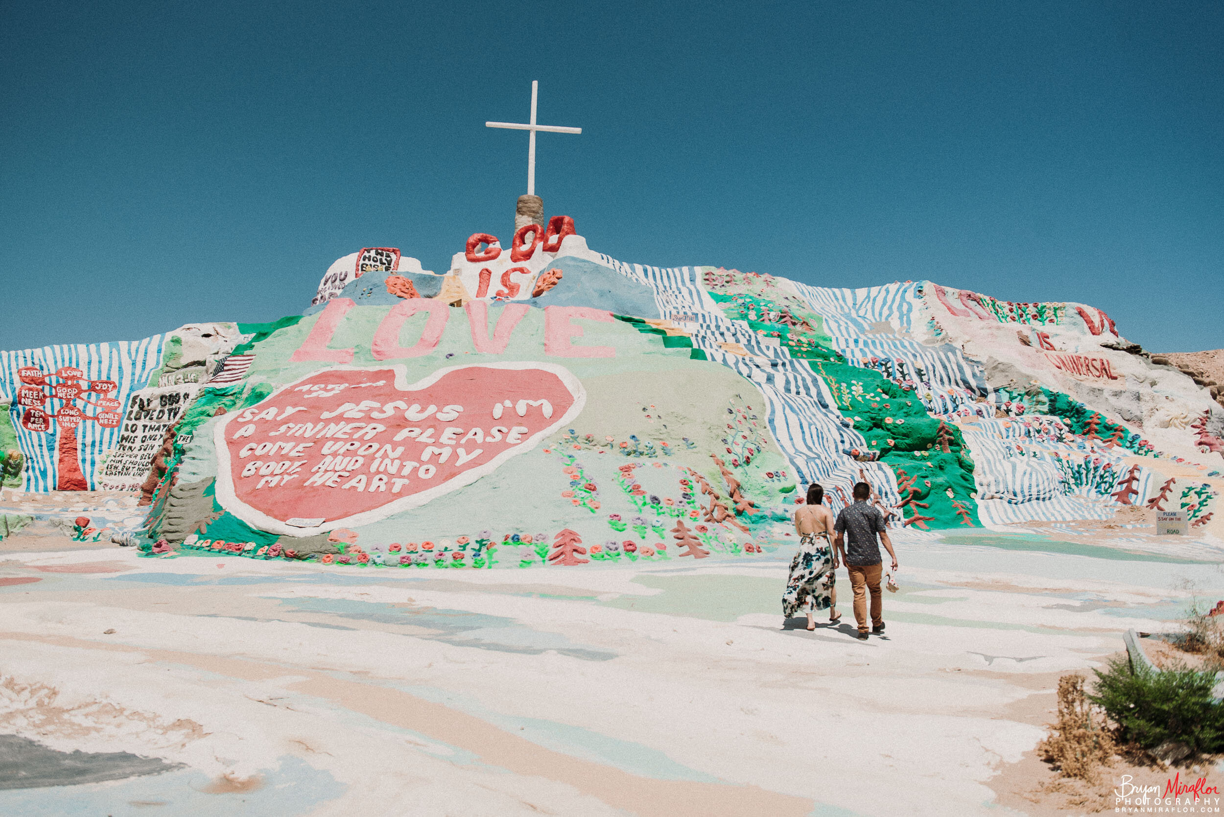 Bryan-Miraflor-Photography-Jasmine-Chris-Engaged-Salvation-Mountain-20170629-0098.jpg