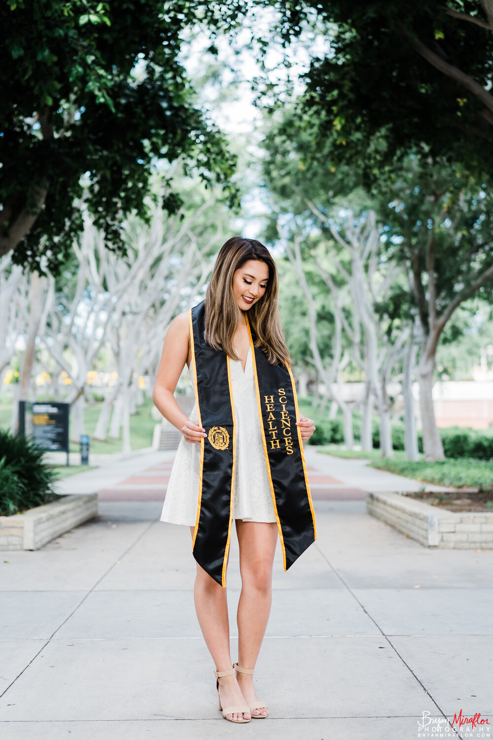 Bryan-Miraflor-Photography-CSULB-Grad-Portraits-Friendship-Walk-024.jpg