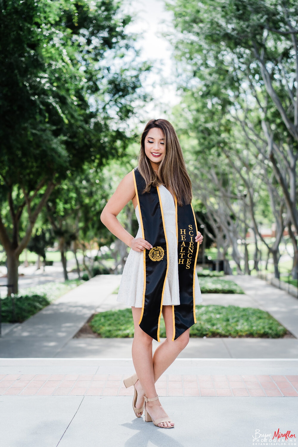 Bryan-Miraflor-Photography-CSULB-Grad-Portraits-Friendship-Walk-003.jpg