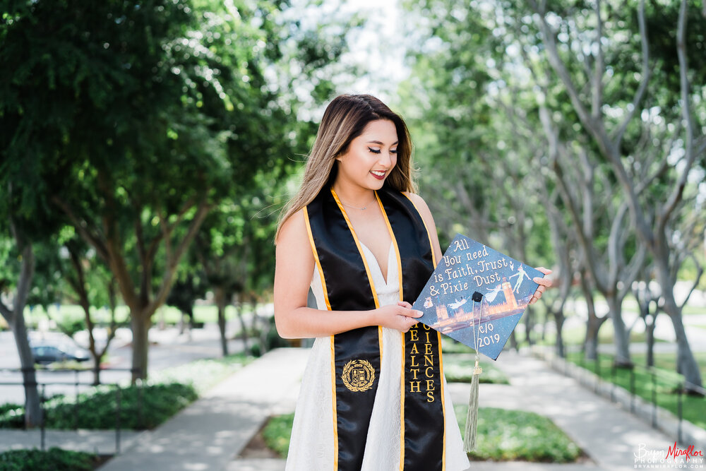 Bryan-Miraflor-Photography-CSULB-Grad-Portraits-Friendship-Walk-013.jpg