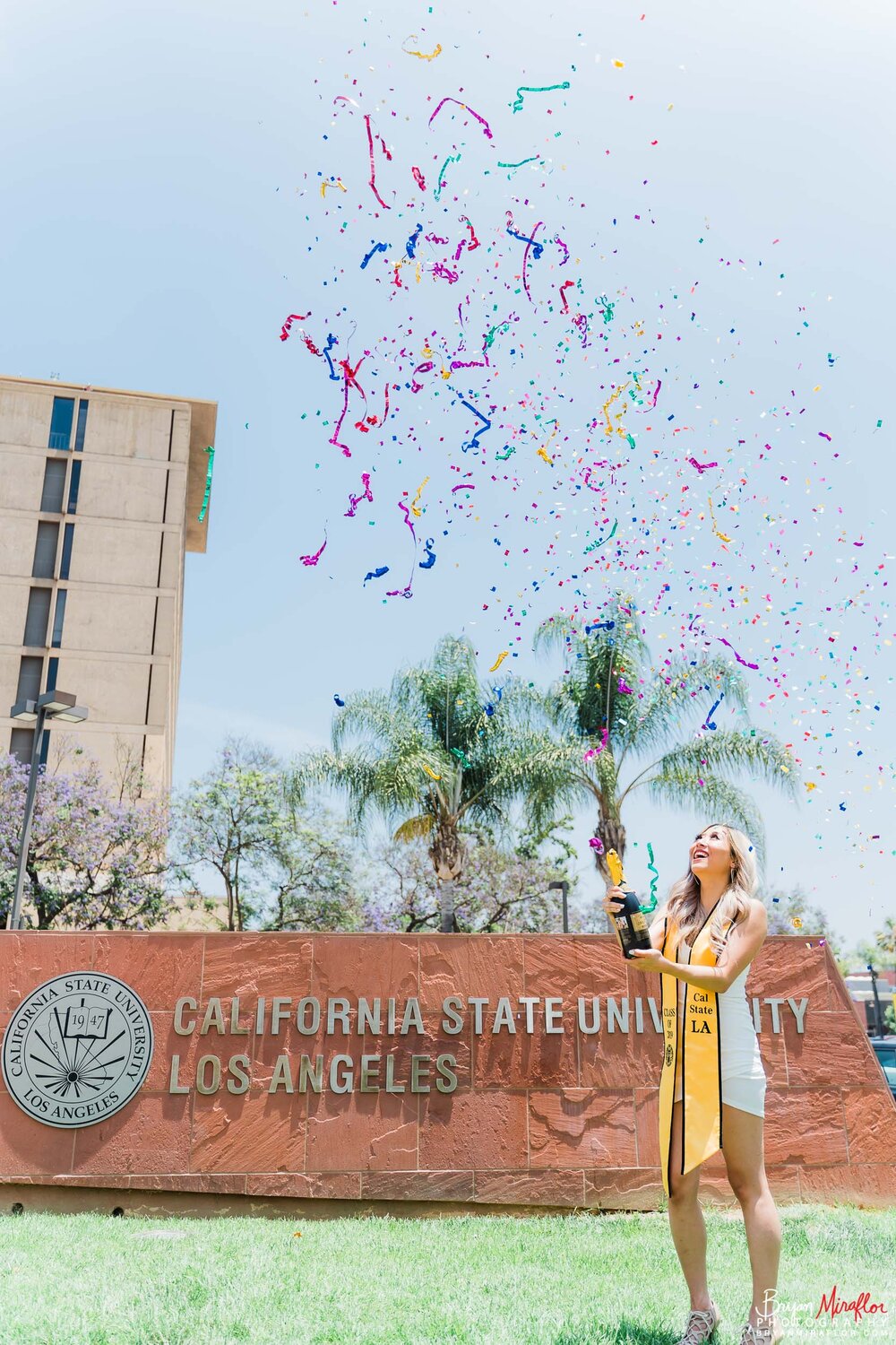 Bryan-Miraflor-Photography-CSULA-Grad-Portraits-Sign-Aria-20190627-059.jpg