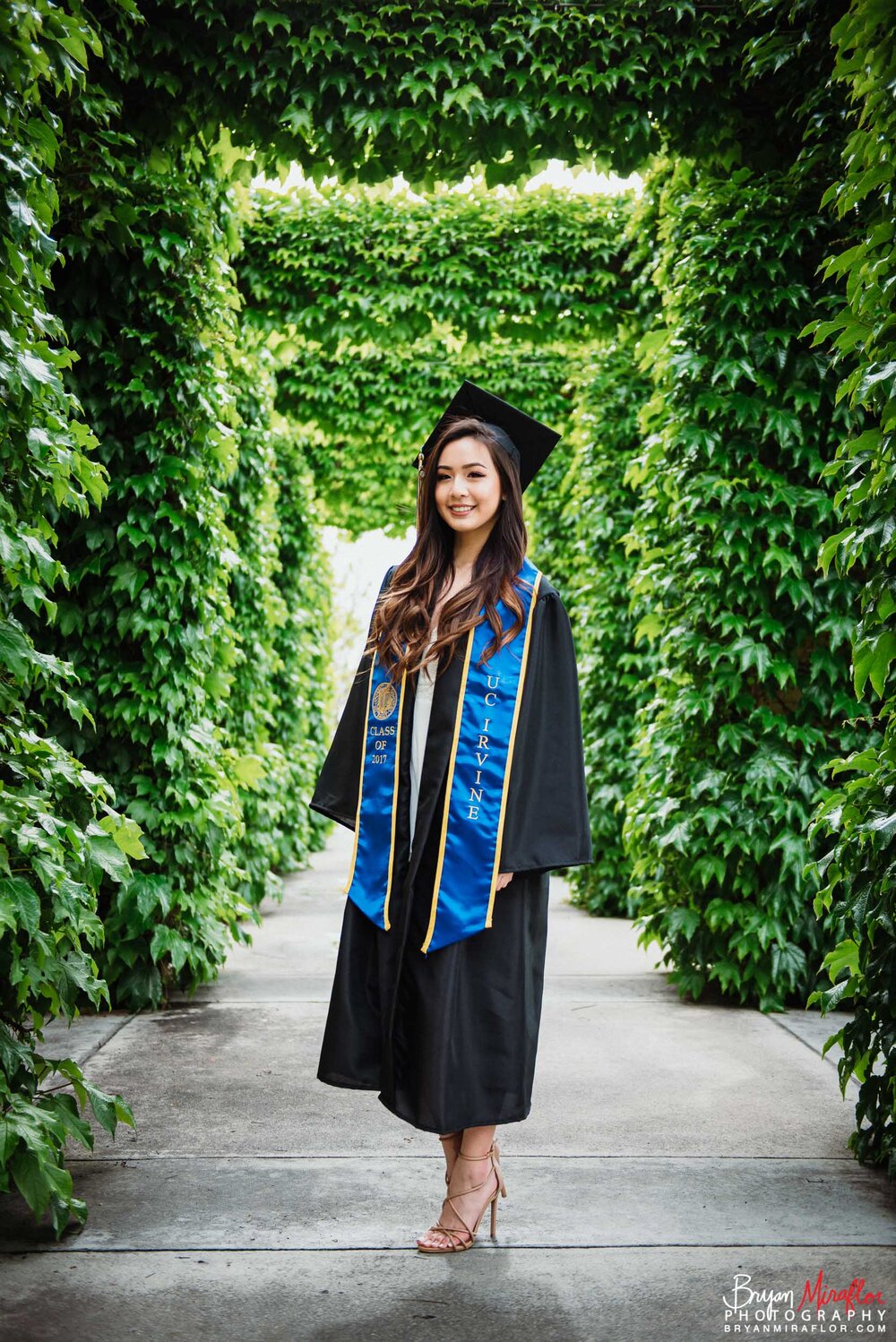 Bryan-Miraflor-Photography-UC-Irvine-Grad-Portraits-MSTB-Karen-2017-015.jpg