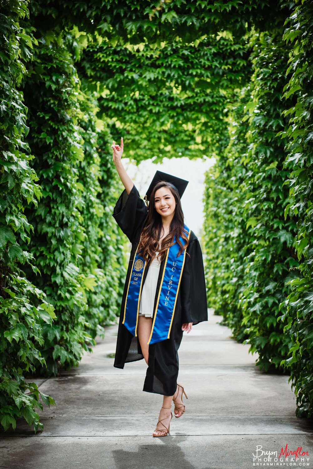 Bryan-Miraflor-Photography-UC-Irvine-Grad-Portraits-MSTB-Karen-2017-008.jpg