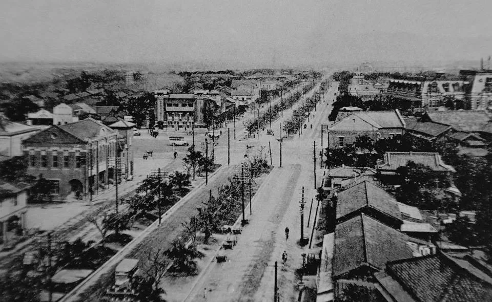 Three-Lane Road in Taipei during Japanese Occupation