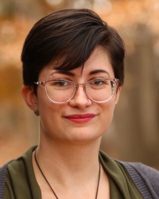 Carolynpic.jpg