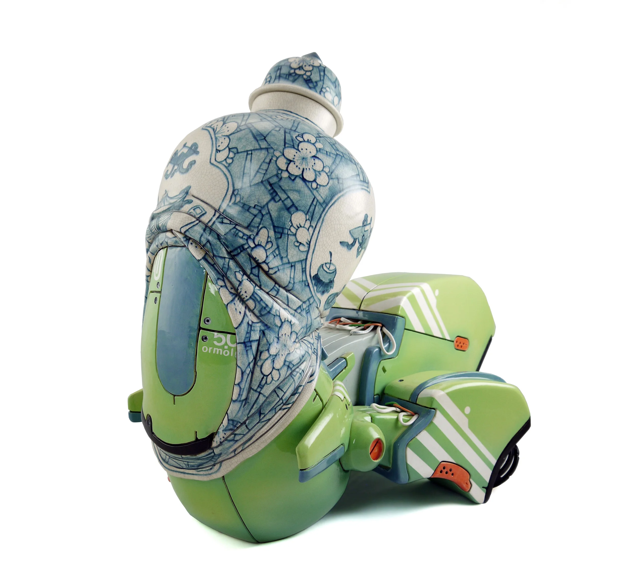 Manga Ormolu Ver. 5.0-k (2011) h 18.5" (47cm)