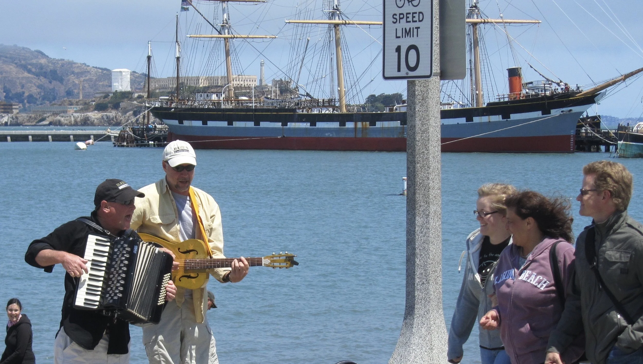 Scufflebuskers 2.jpeg