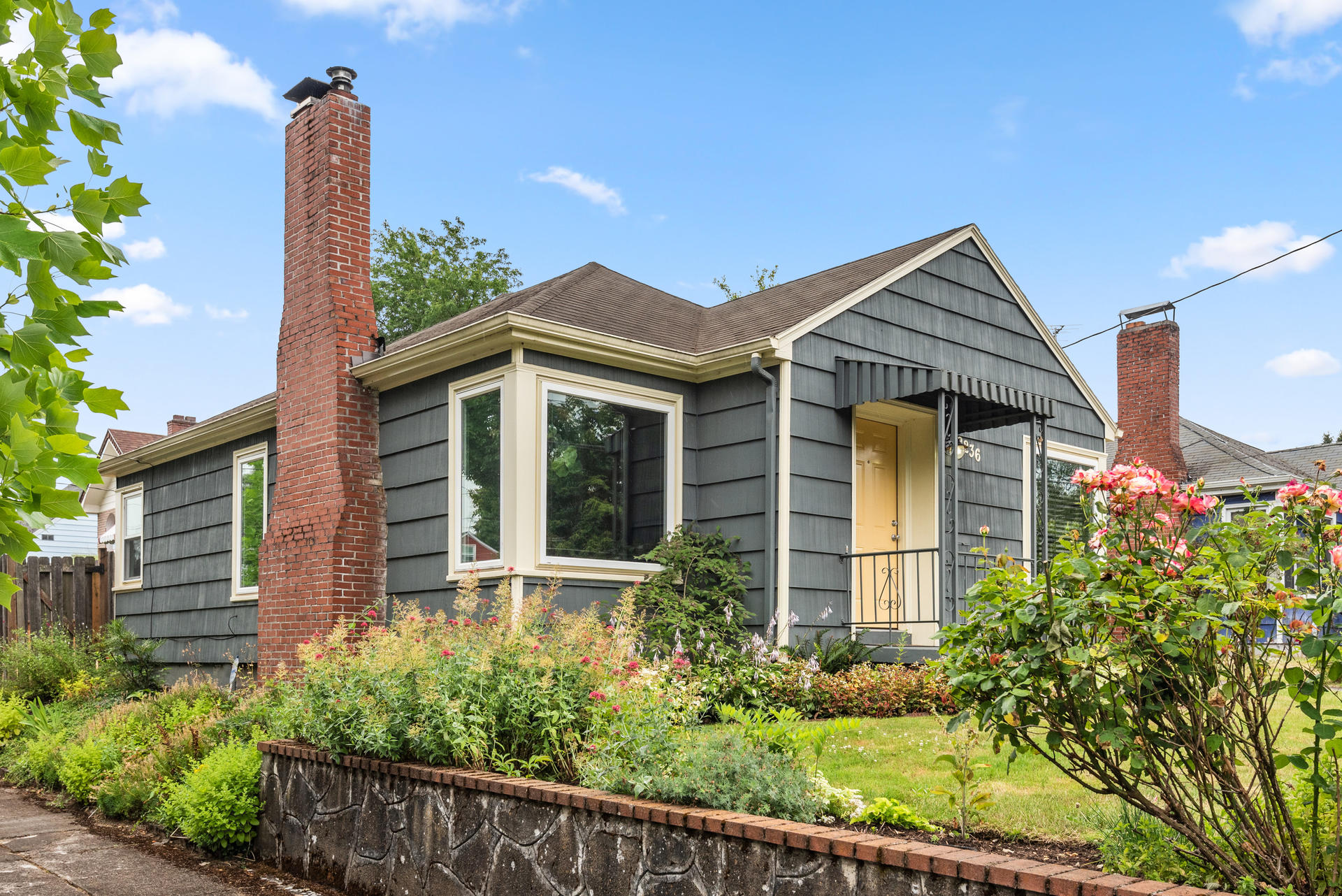 2236 NE Dekum St Portland OR-001-027-Front of House-MLS_Size.jpg