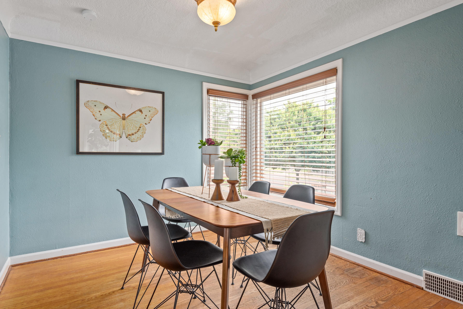 2236 NE Dekum St Portland OR-011-023-Dining Room-MLS_Size.jpg