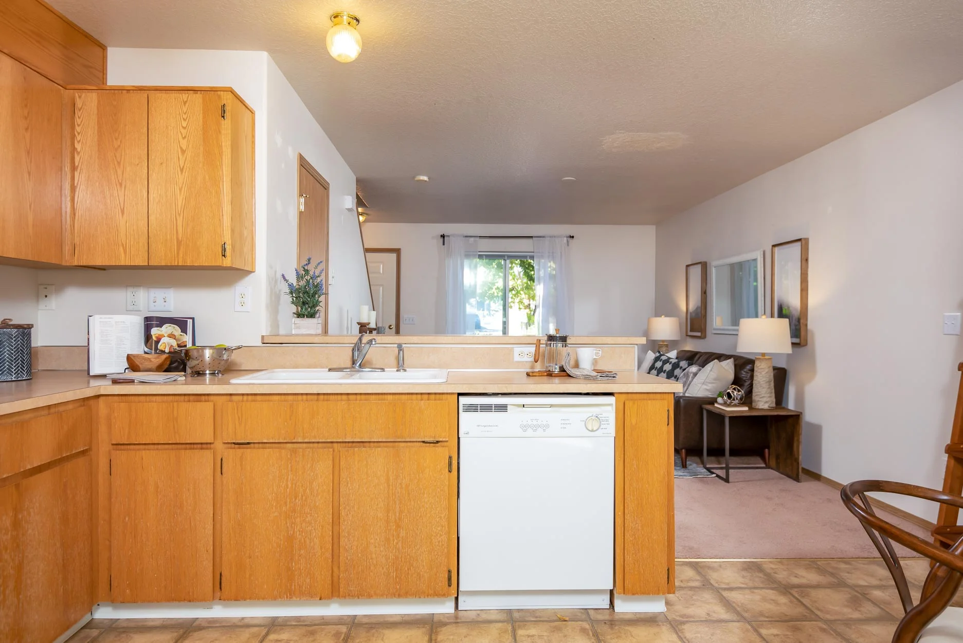 7904 SE 67th Ave Web-18.jpg