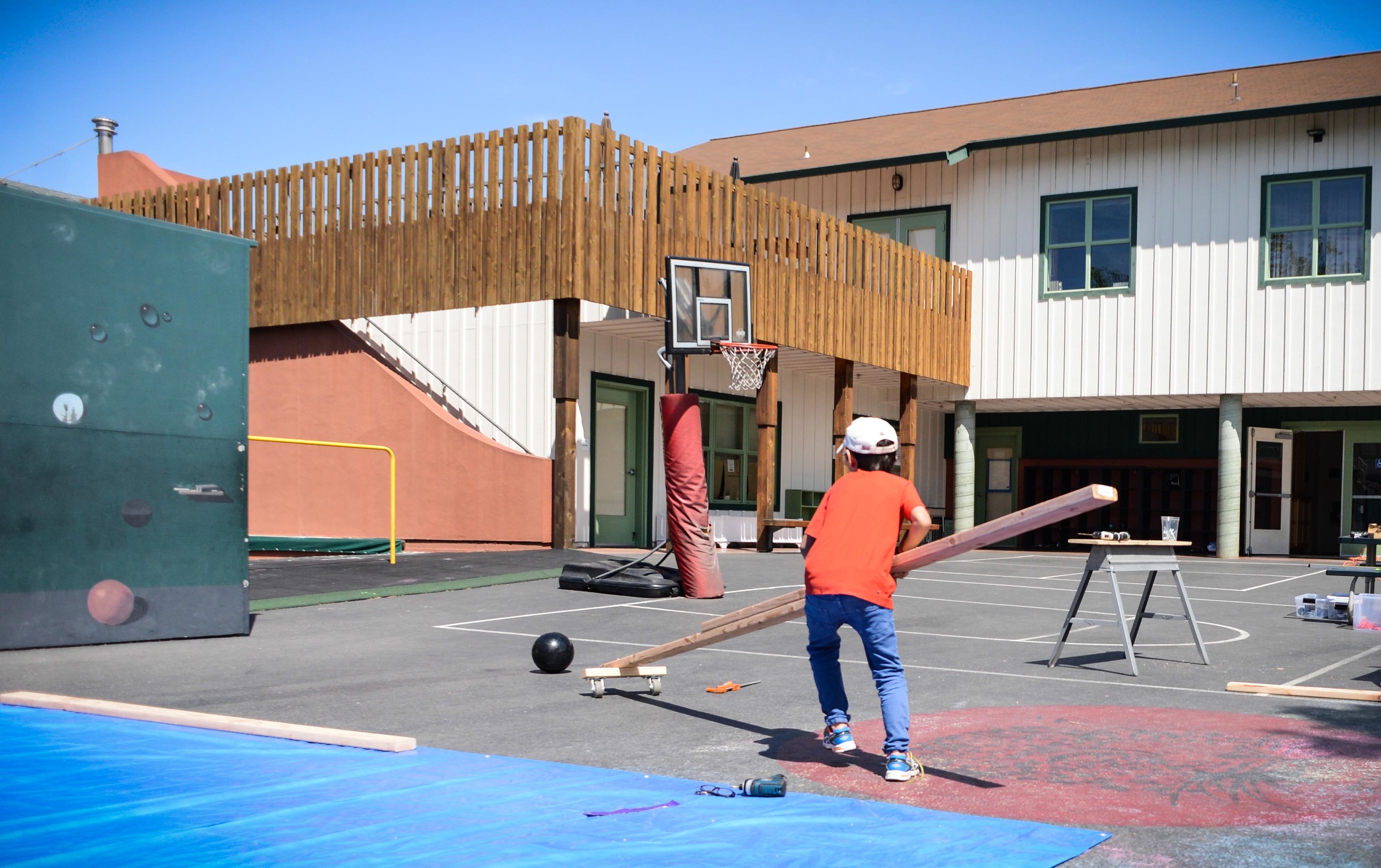 Robert takes the cue for a playful test run.