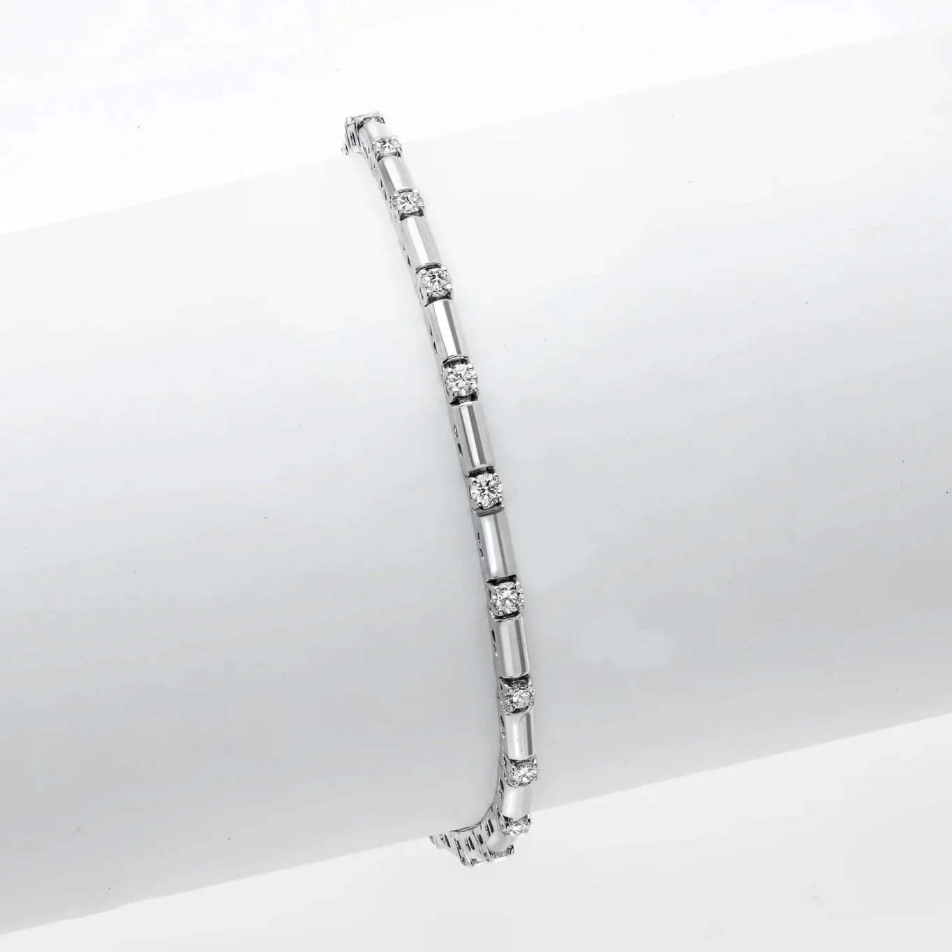 Golf Bracelet; 2.01 carats of Round Brilliant Cut Diamonds. Set in 14k white gold. 