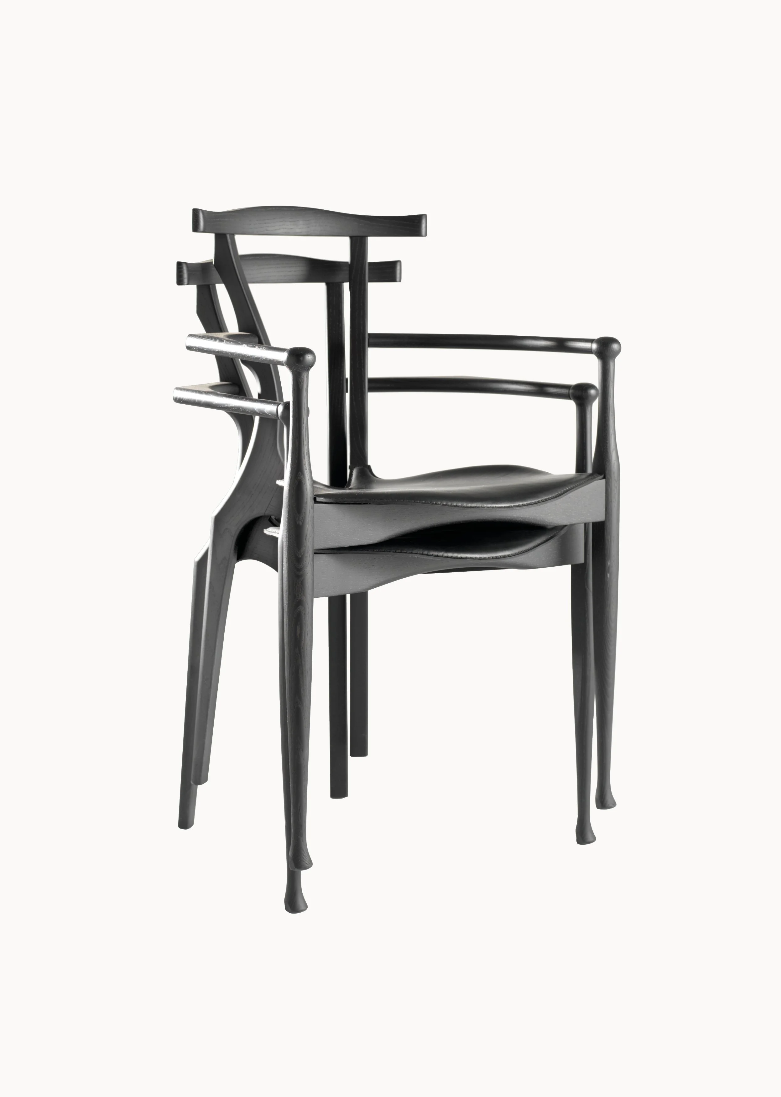 BD_Gaulino_chair_OscarTusquets_black2.jpg