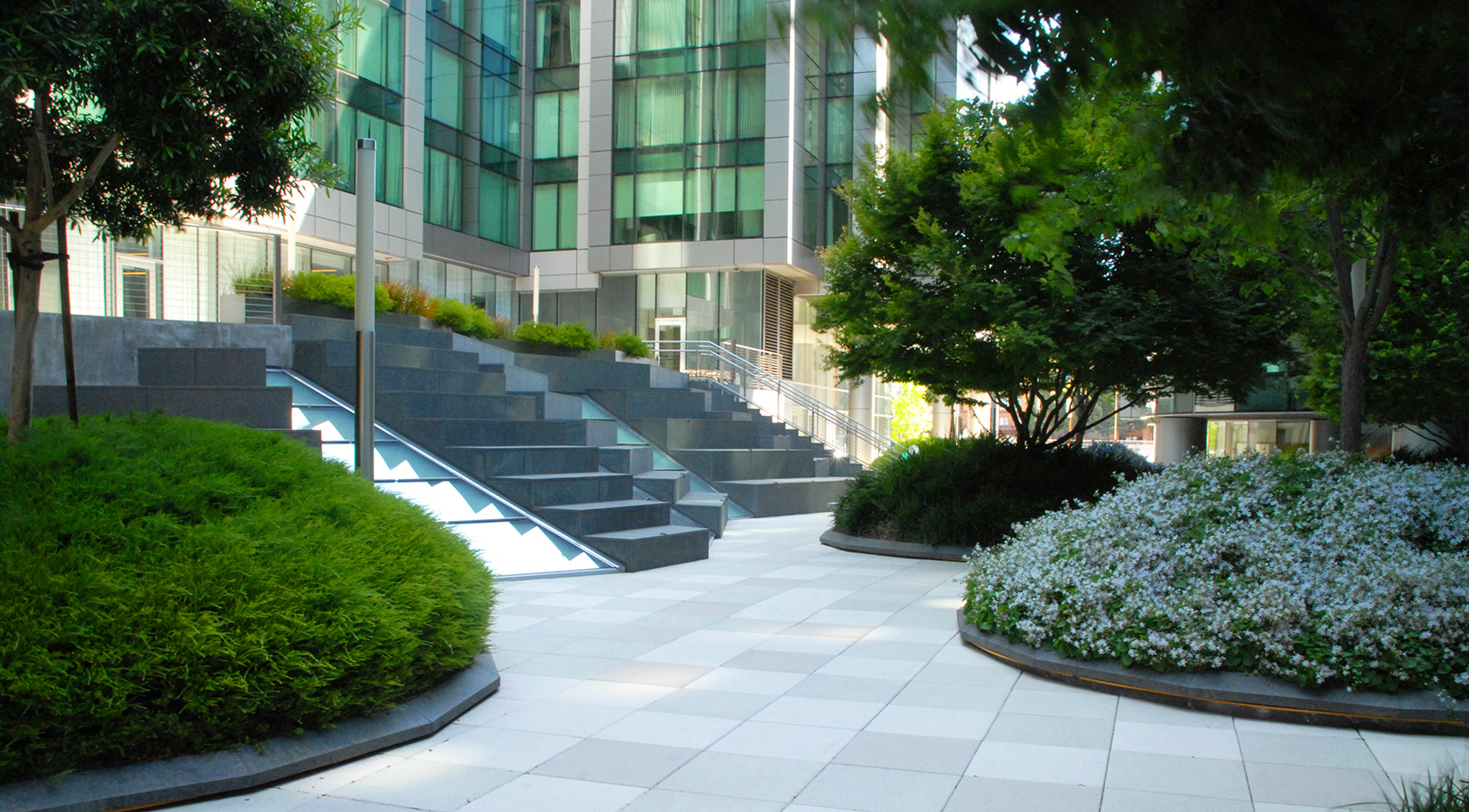 Infinity Courtyard