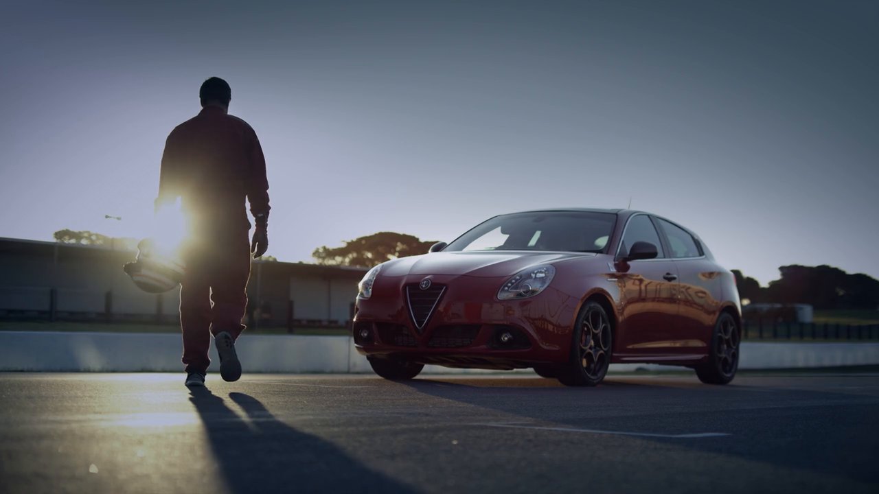 Alfa Romeo - Performance Piece