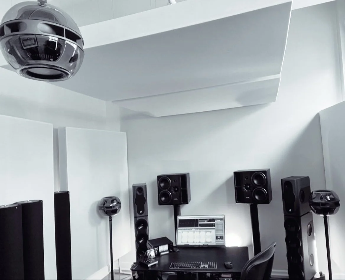 MIKE TUCCI STUDIOS A72800EA-B1FA-4B8B-BE85-EBA9DEF2B6FC 2.jpg