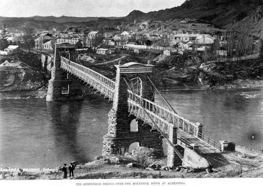 ALEXANDRA_BRIDGE_MAY_13_1903.jpg