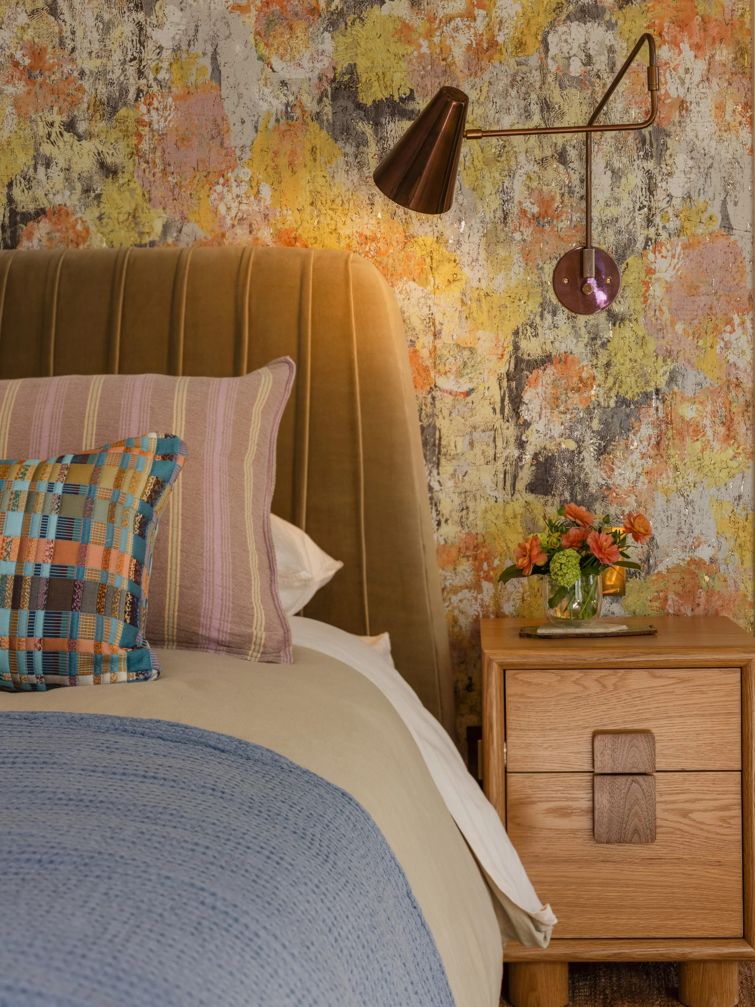 Just a single image. 

A perfect moment. 

Restful. 

@dropwallpaperco masterpiece.