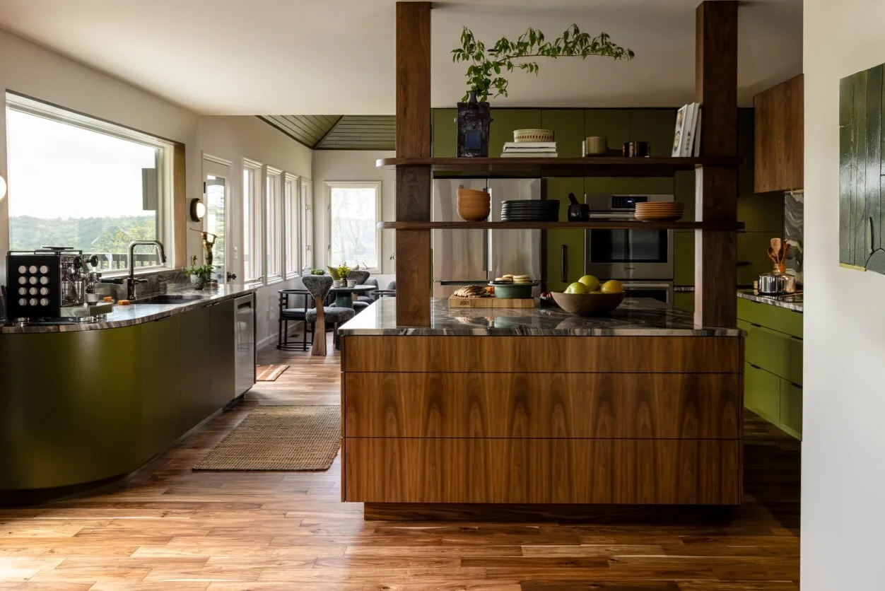 A quiet start with a full view. 

Those spaces that truly give you pause. 

This kitchen is visible from all four sides, truly serving the home. 

River view and natural light&hellip; bliss. 

@ora.house.furniture 
@simslohman 
@sherwinwilliams 

@ka