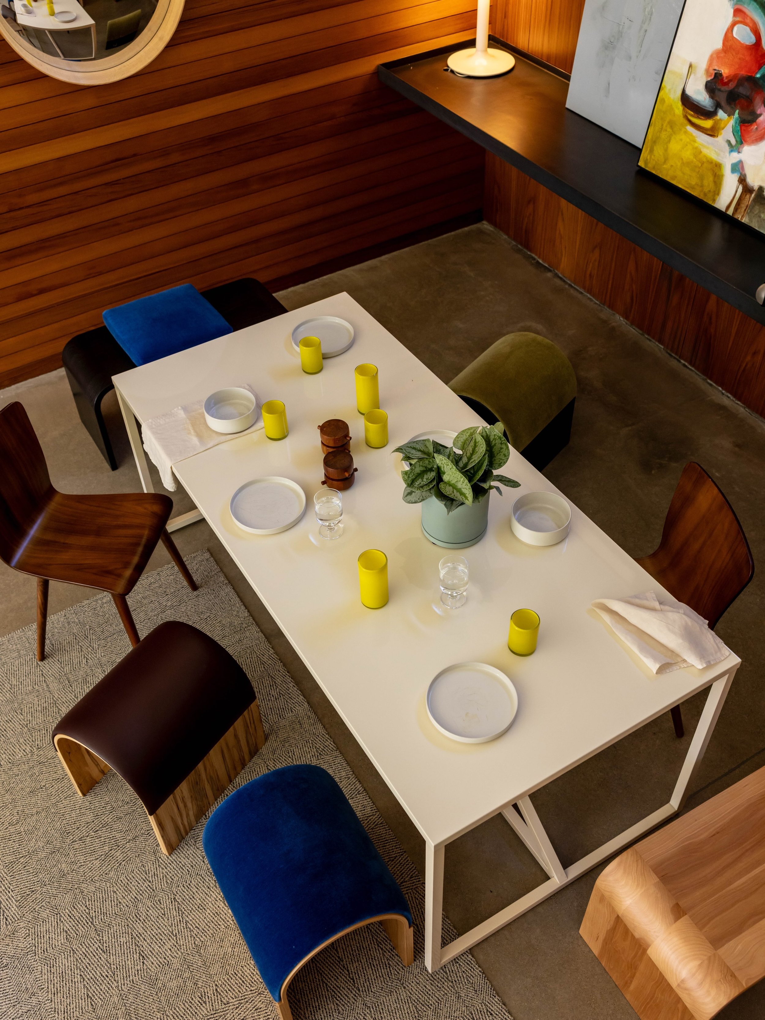 Inviting.

It&rsquo;s what we are all about. 

Some of our favorite things&hellip; warmth and connection.

@bludot @ora.house.furniture @nickeykehoe @trovemodern 

@katelikeheart 📸 
@shop_chunk styled.

#furnituredesign #interiordesign #vintageart