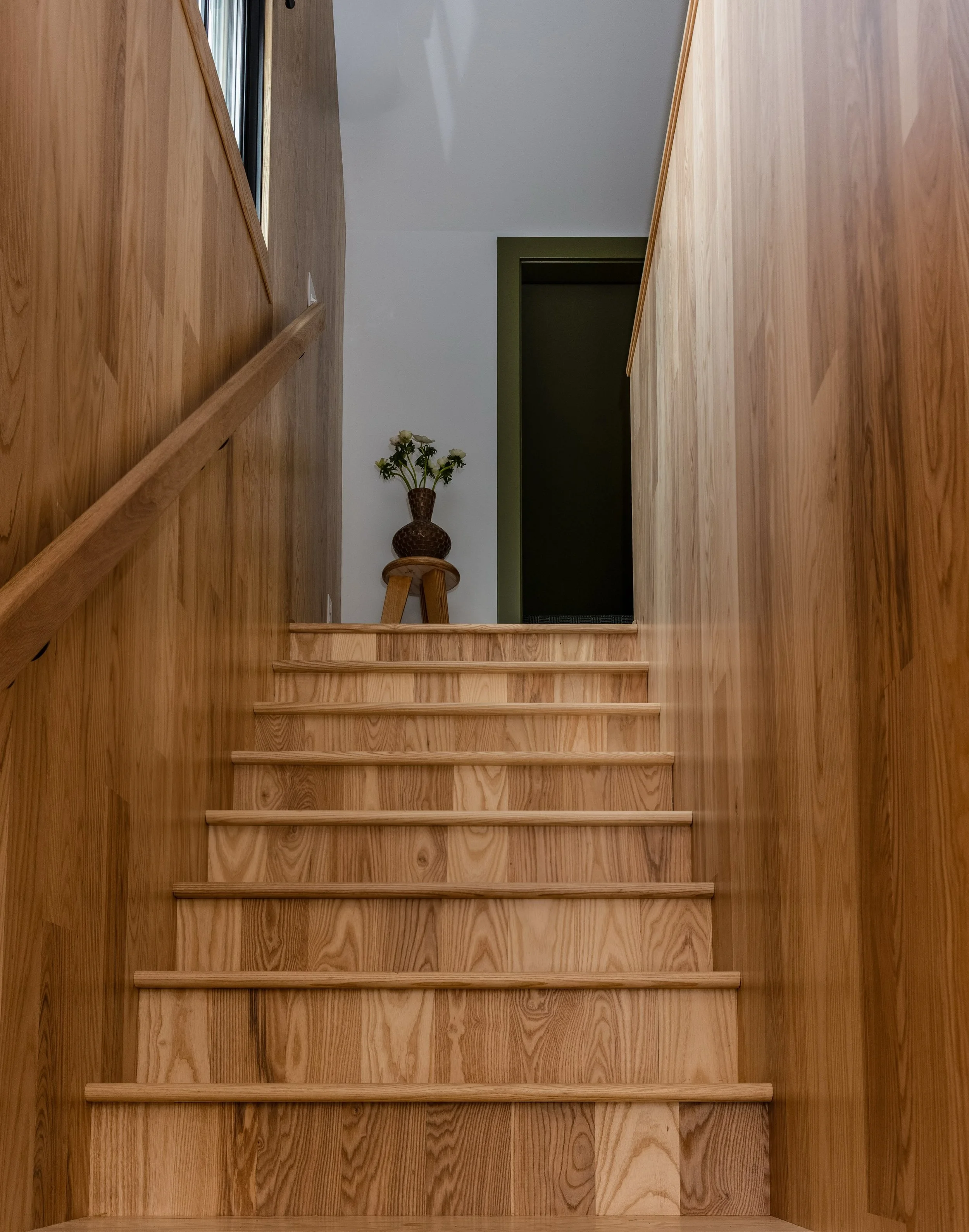 Leveling up. 
Looking forward. 
Taking the high road. 

Seeing the beauty in everyday moments and each step. 
Literally. 

@katelikeheart photography 📸 

#interiordesign #gohigh #woodgrain
