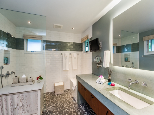 Bedroom-Suite-6_640x480_2151506.jpg