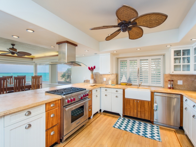 Kitchen_640x480_2223983.jpg