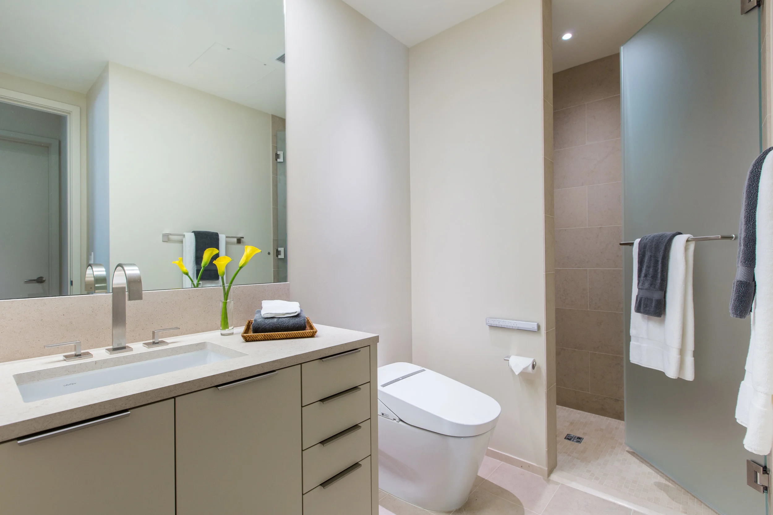 1388 Ala Moana Blvd 3403-print-030-12-Bath-3500x2333-300dpi.jpg