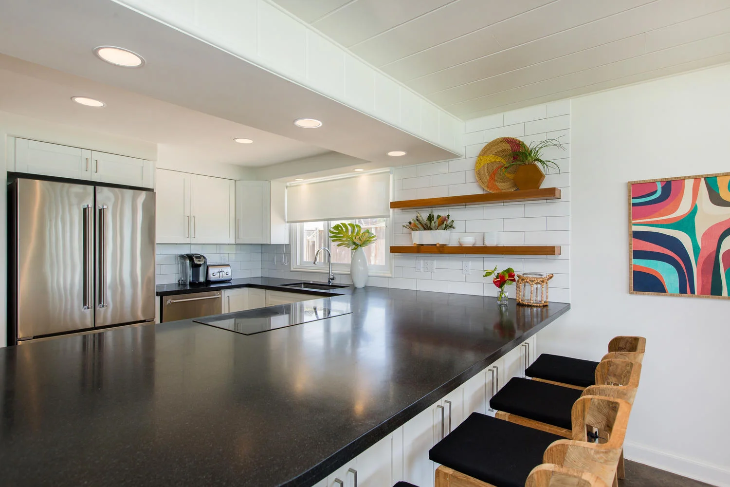 1502 Mokulua Dr Kailua HI-large-008-39-Kitchen-1500x1000-72dpi.jpg