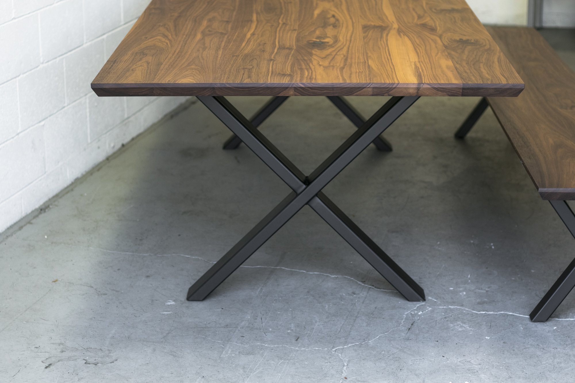 dining table legs