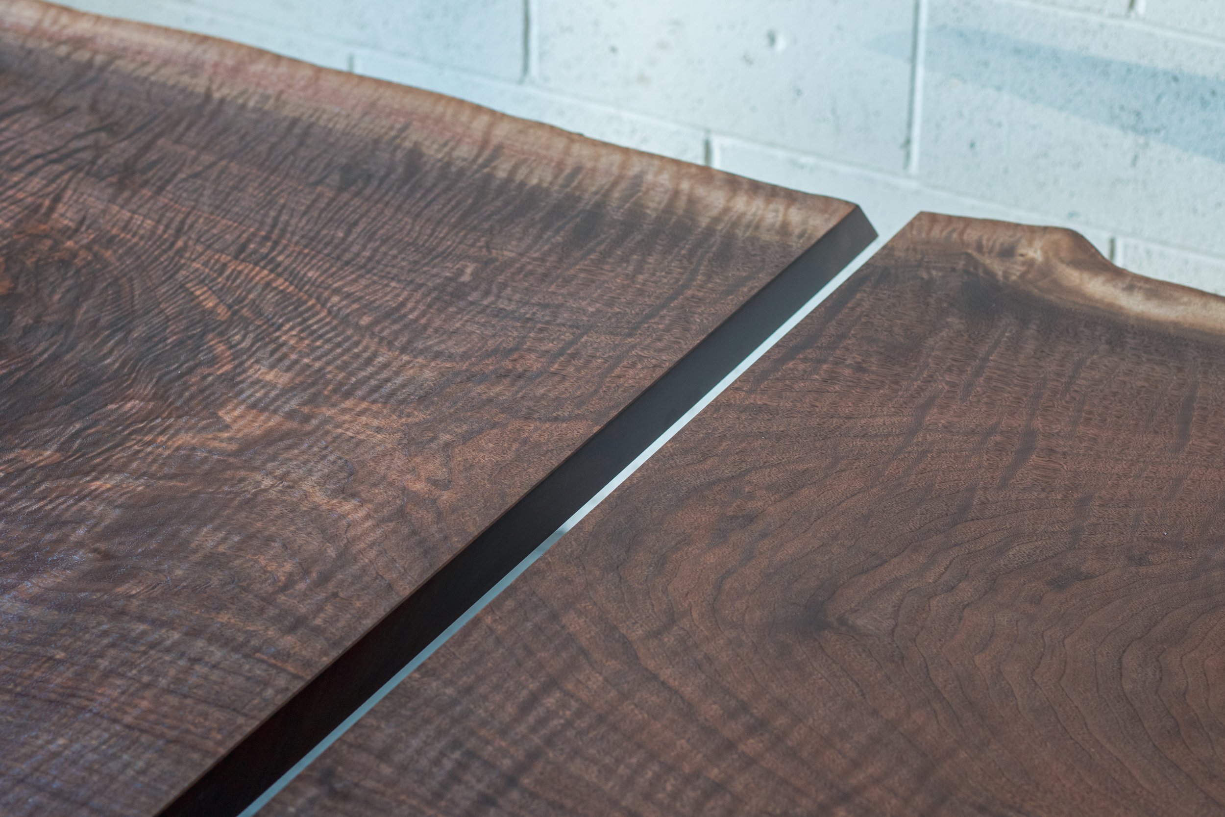 Hynek_TripleSlab_Showroom_20.jpg
