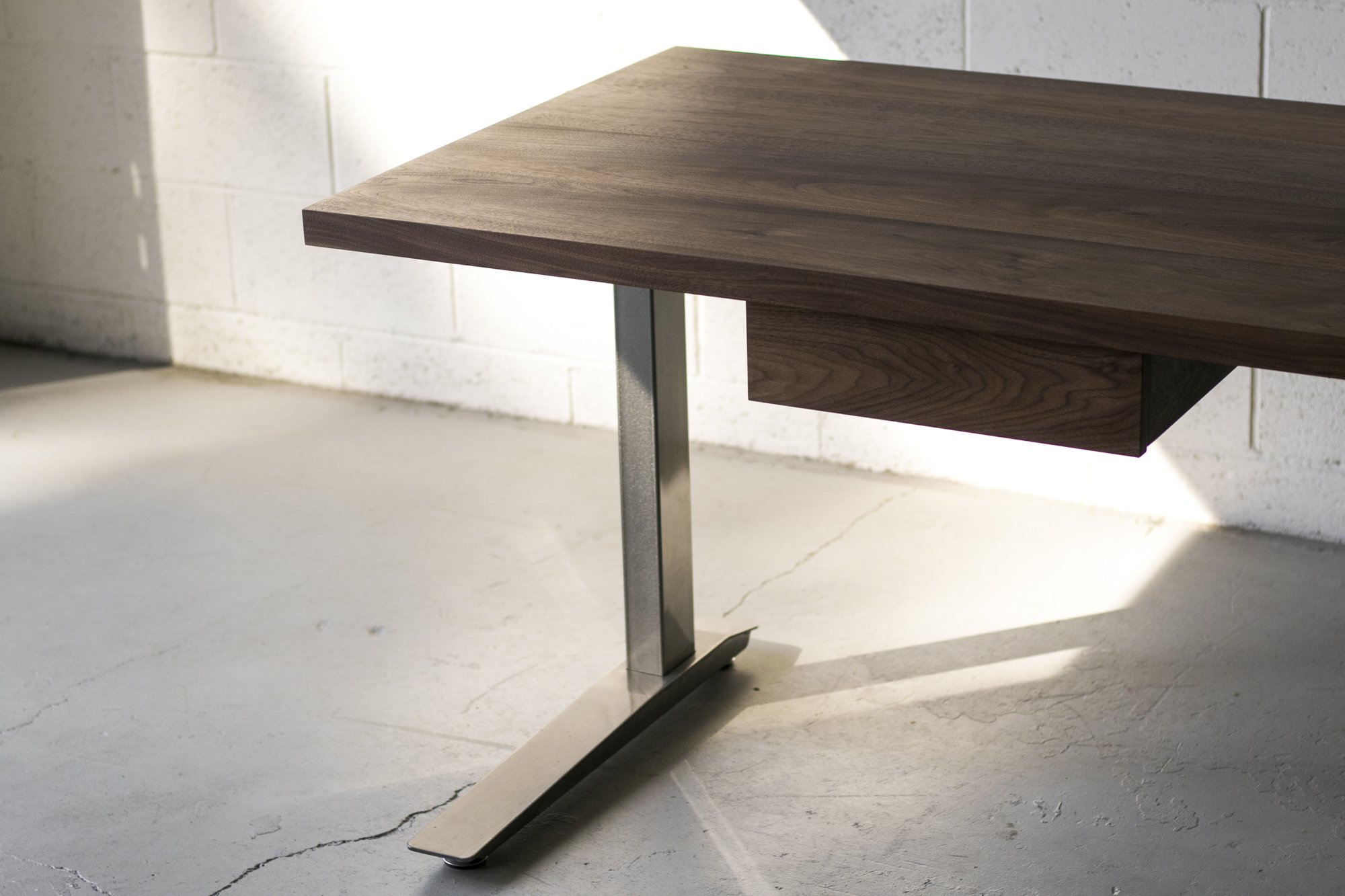 StandingDesk_09.jpg