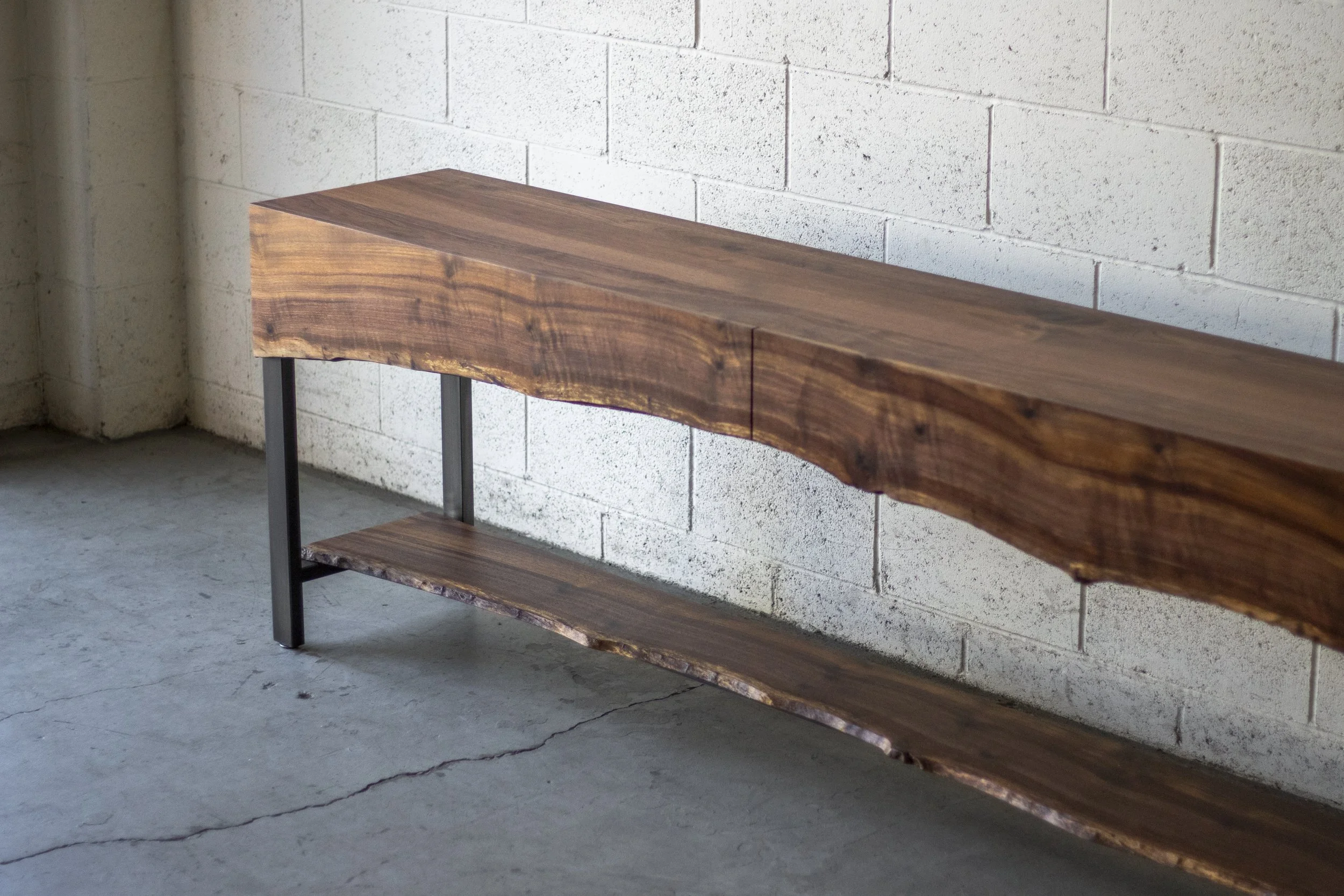 Woodridge Showroom 02.jpg