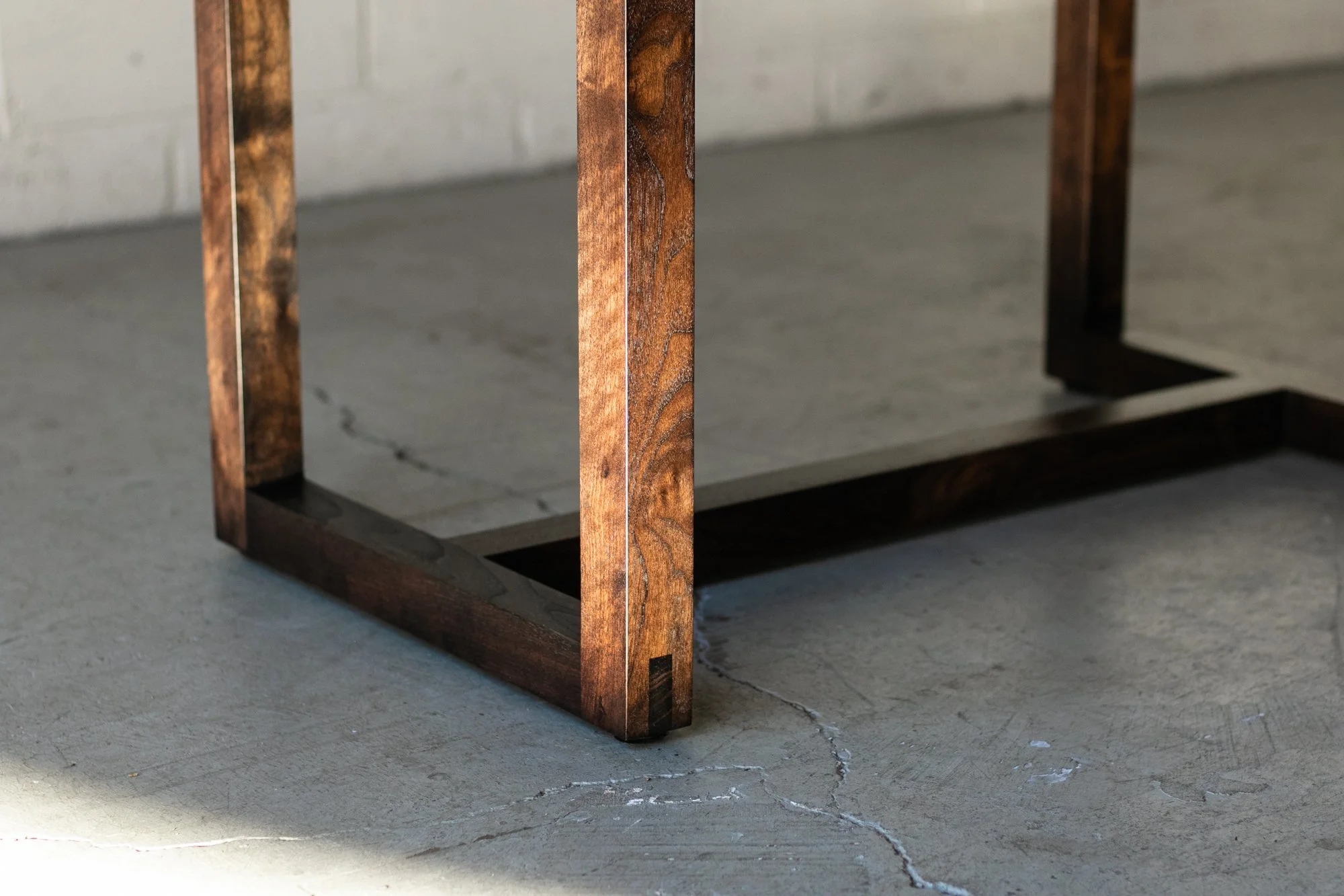 KEARE Library Table_01.jpg