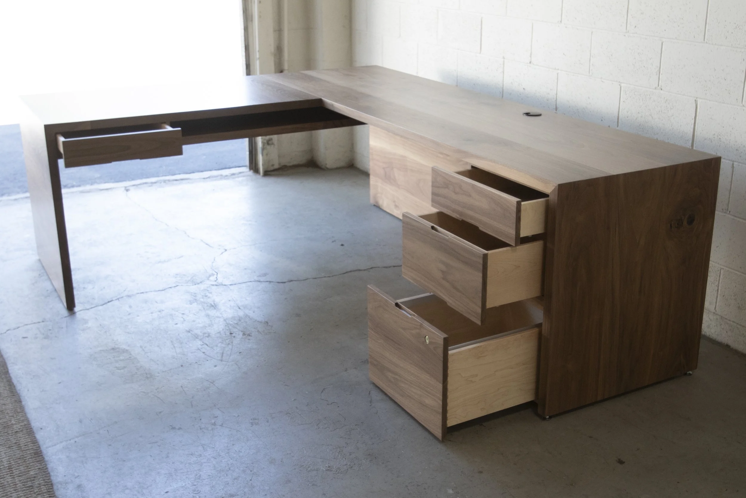 TahoeMod WalnutCabinet03.jpg