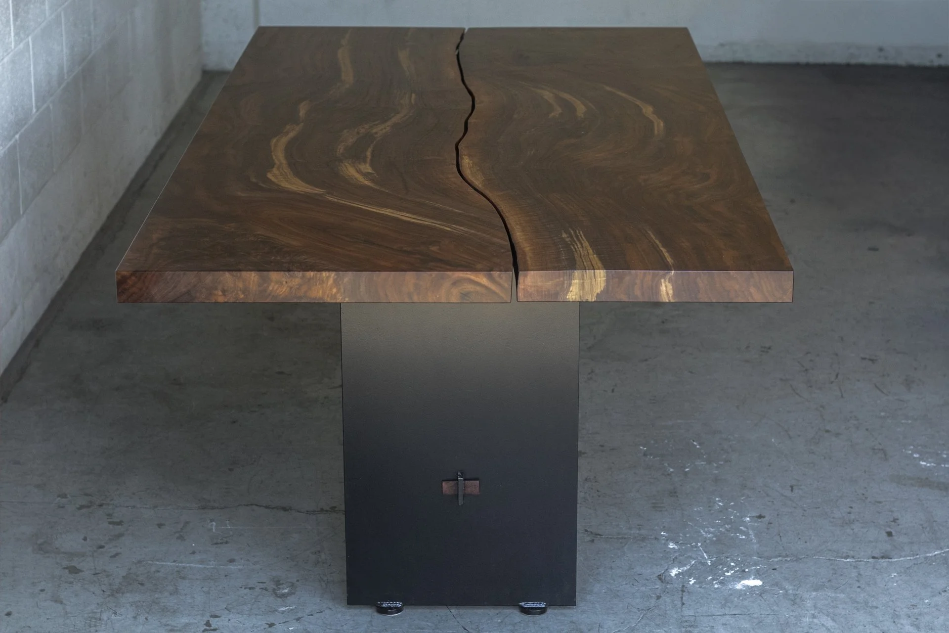 GreenRock RGA NookTable ReverseMatch 05.jpg