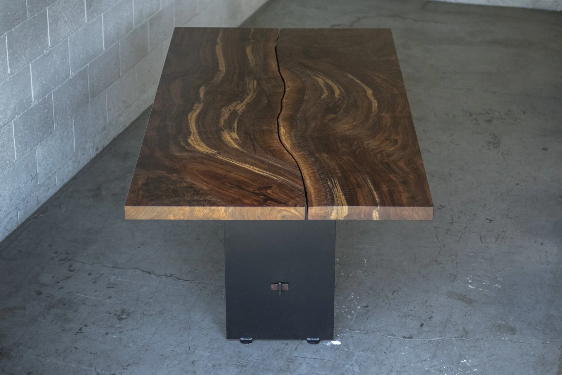 GreenRock RGA NookTable ReverseMatch 06.jpg