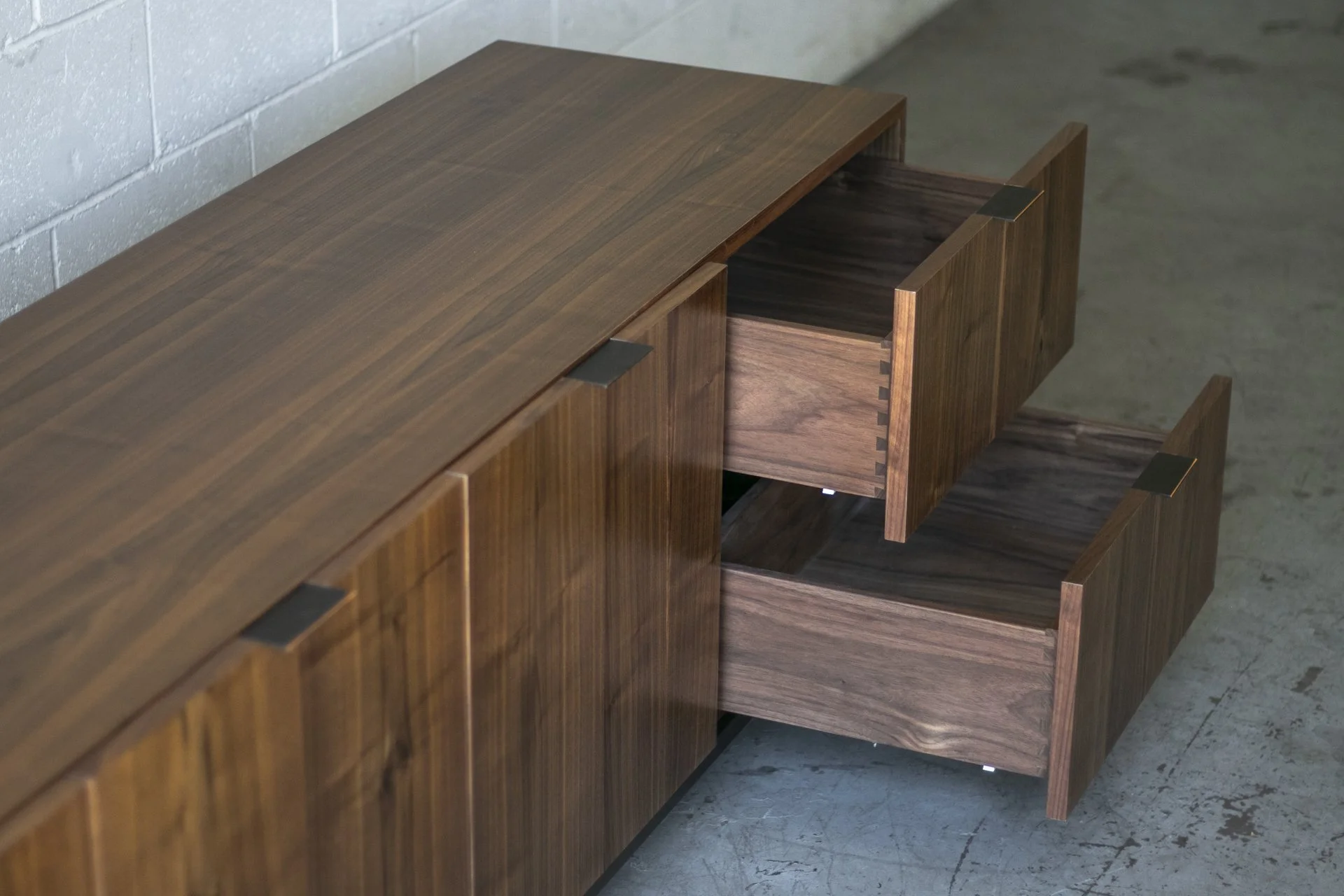 LotusSideboard Punch 11.jpg