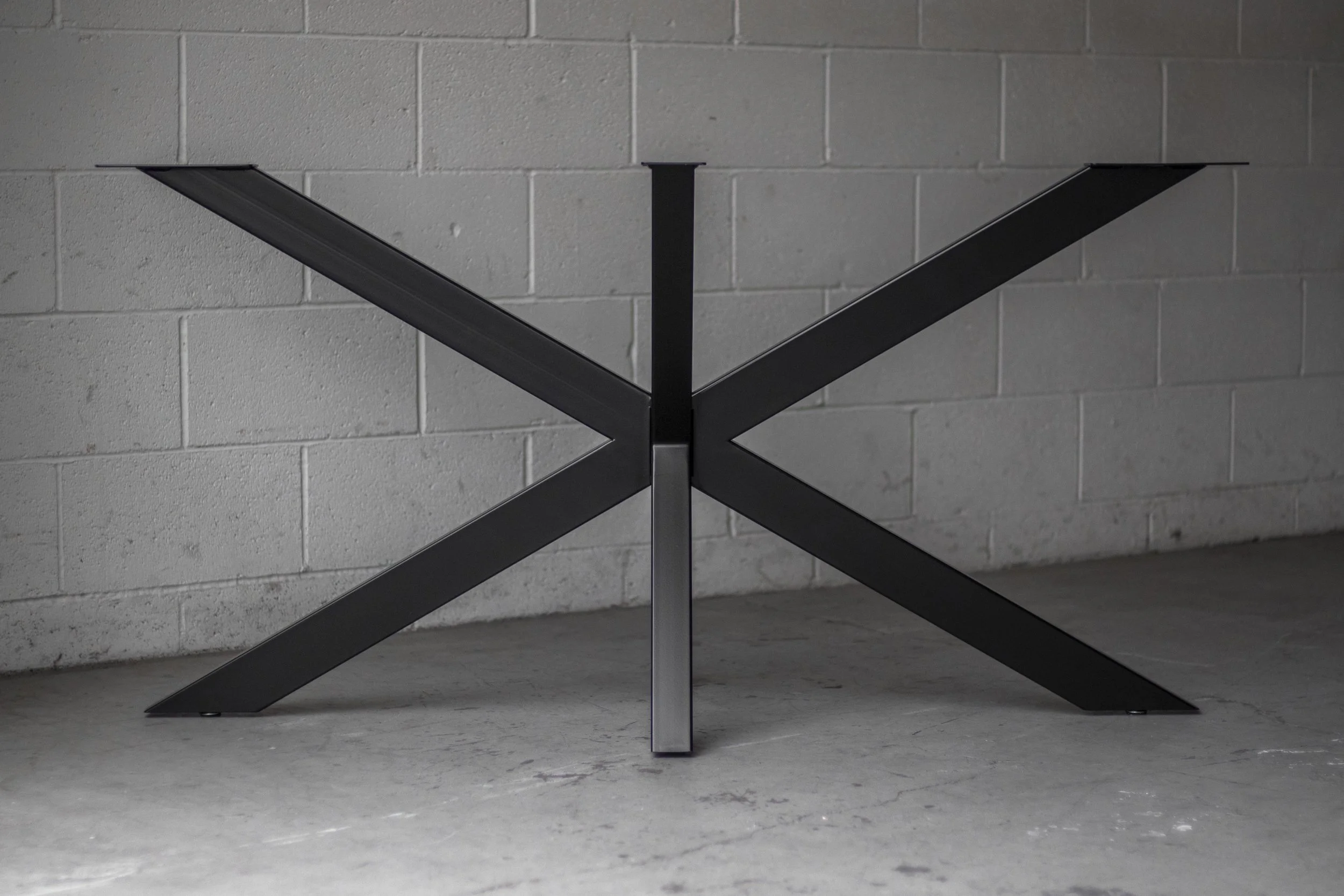 'NORTHSTAR' Pedestal Base
