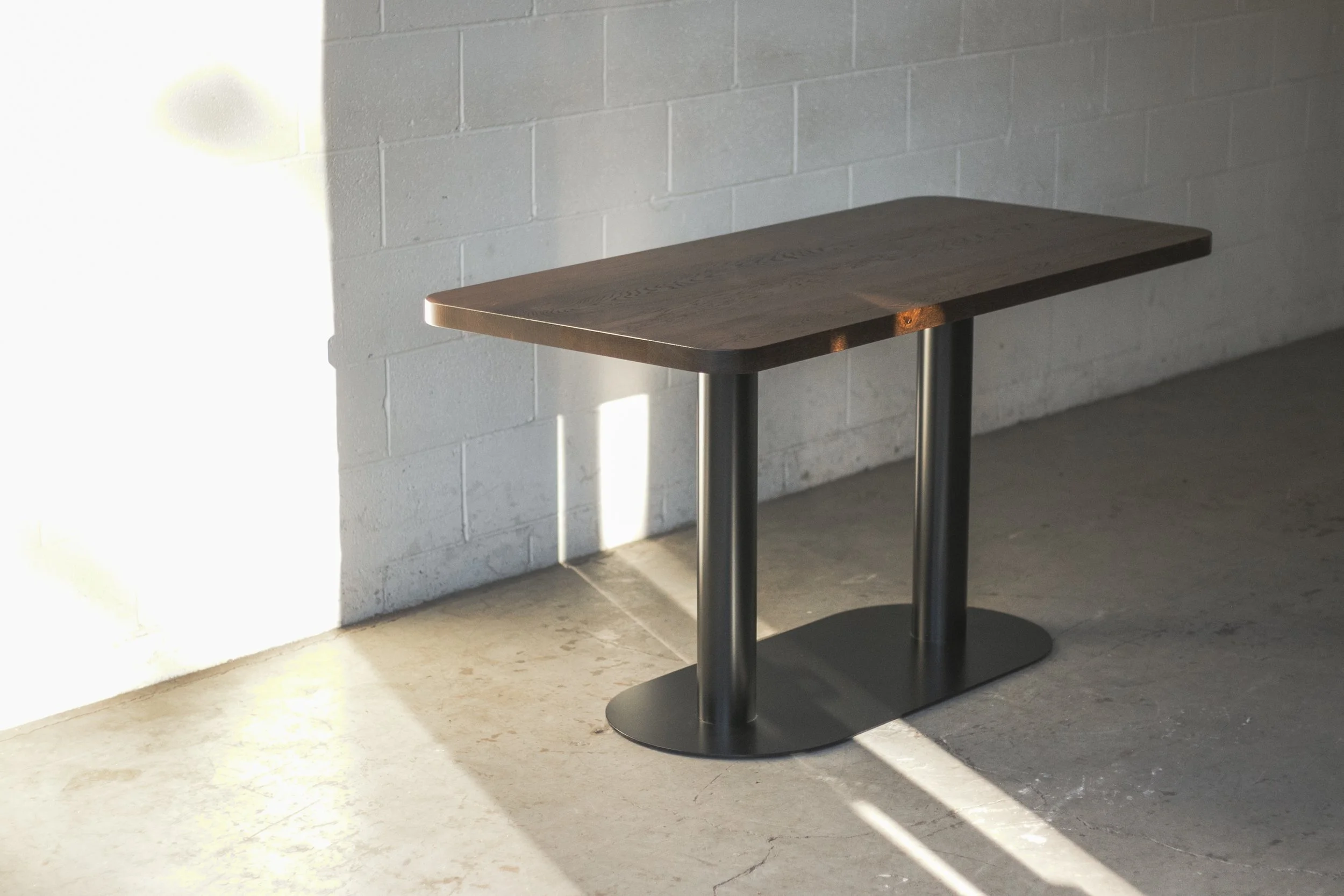 Pill WhiteOak Pedestal Sawatdee 02.jpg