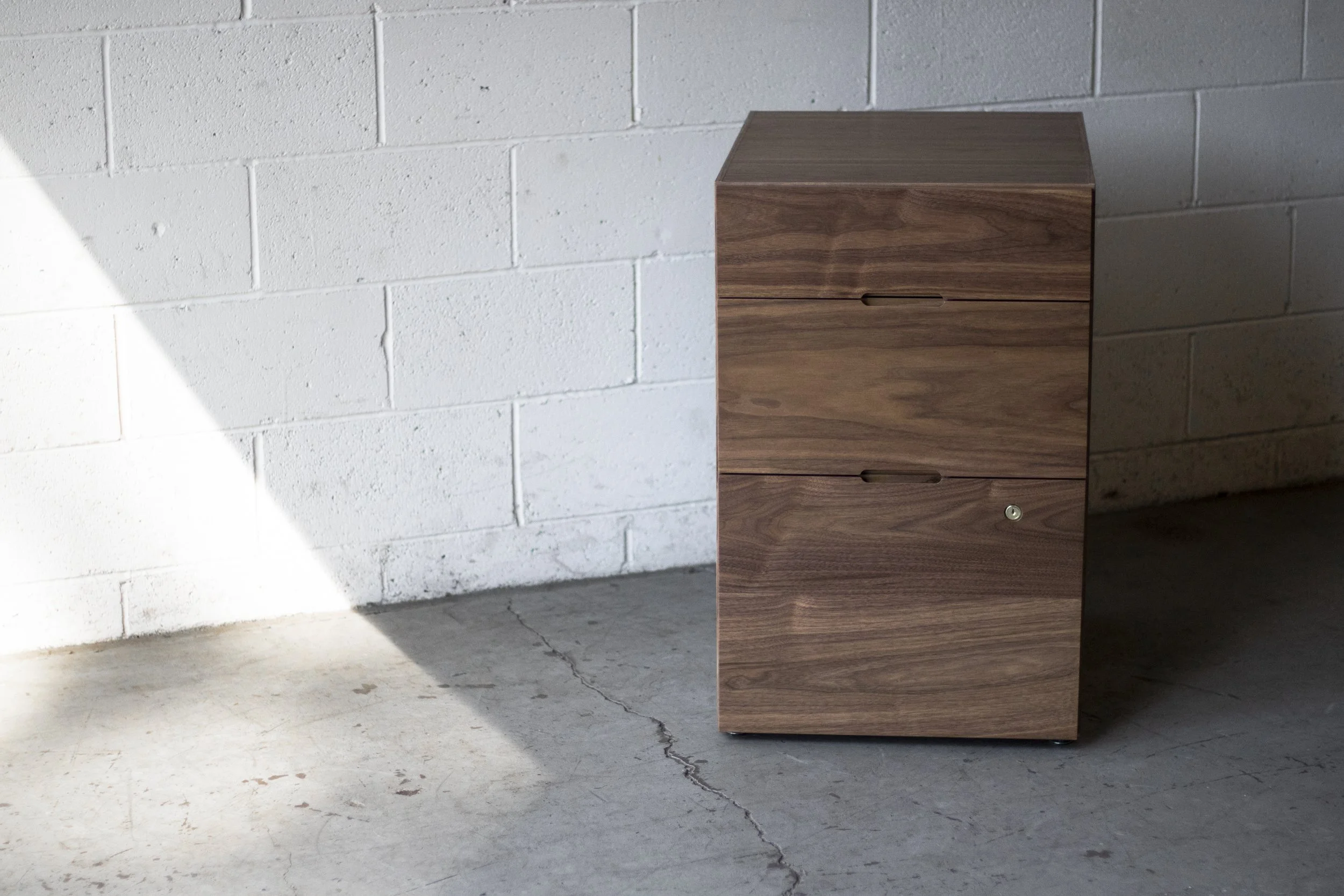 TahoeMod WalnutCabinet10.jpg