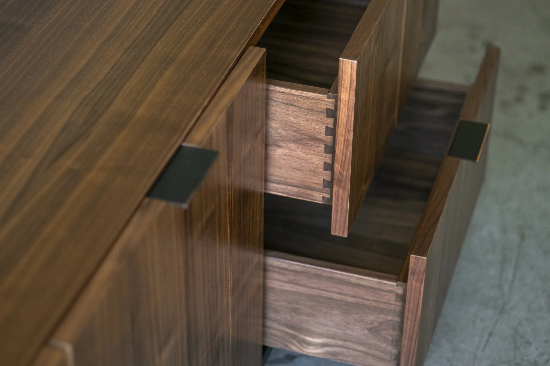 LotusSideboard Punch 12.jpg