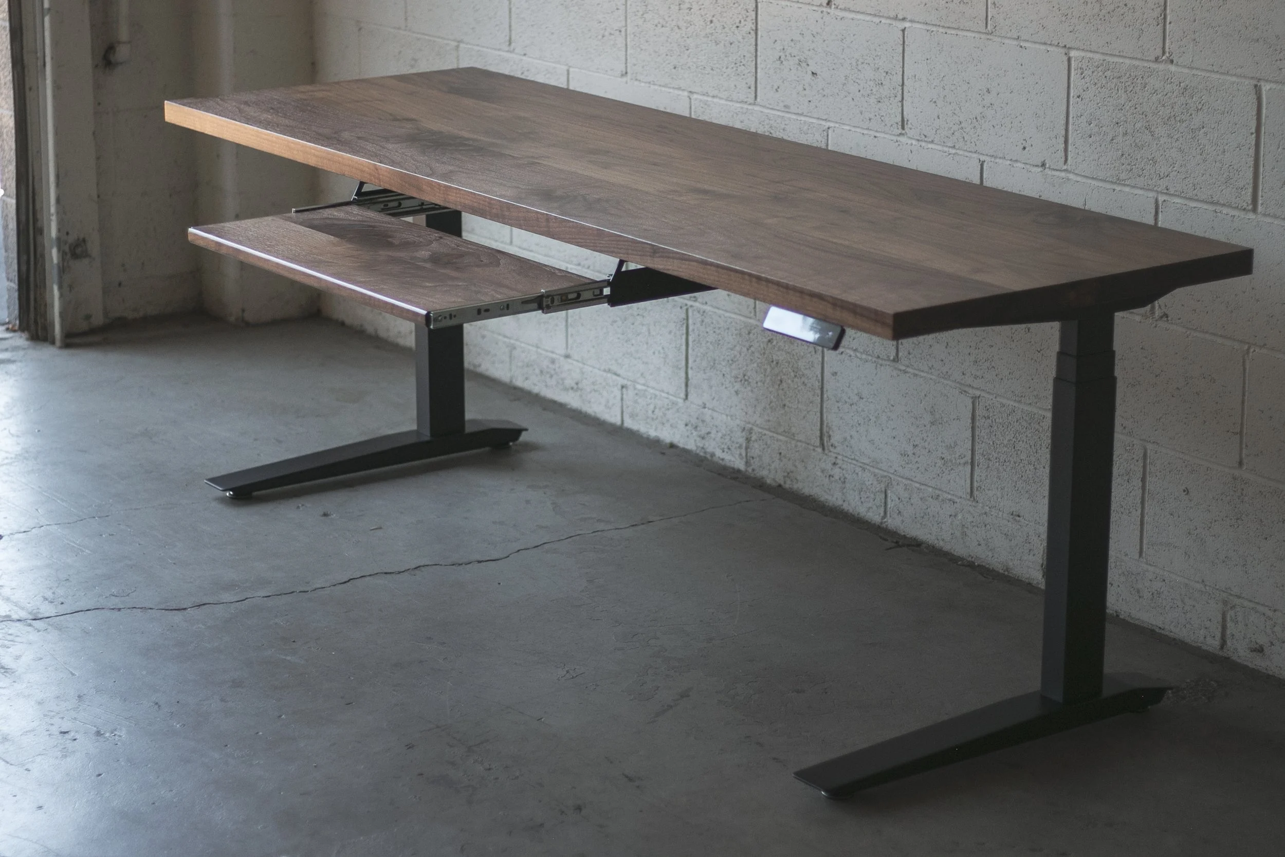 ElevateDesk 02.jpg