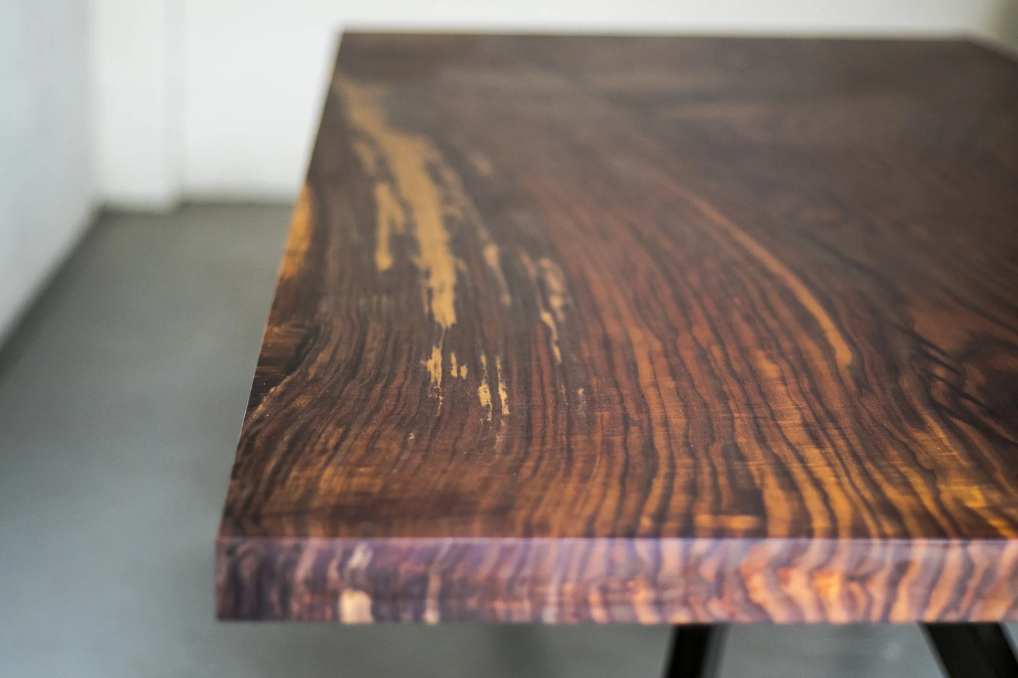 ClaroSlab HunterTable_08.jpg